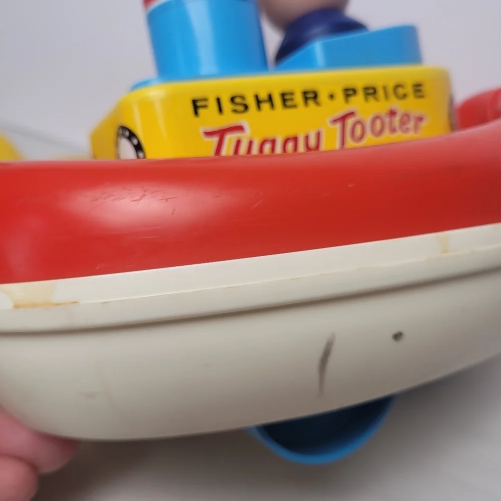 Vintage Fisher Price Tuggy Tooter Pull Along Toy 1967